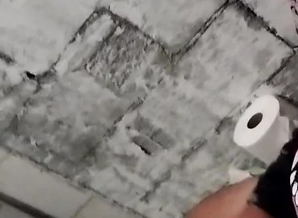 I Come to the Bathroom Because I Need to Pull It