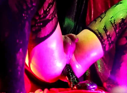 Training My Hole, Doing Glute Bridges on Top of My Dildo 2