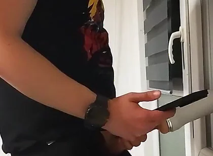 Cuming in Flashlight