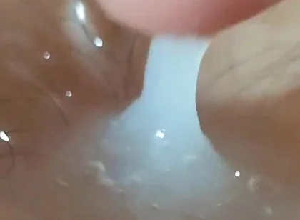 Deep Navel Turns Into a Reservoir of Cum.