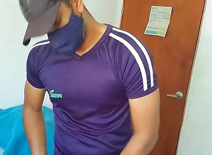 Indian Black Cock Gets Masturbated