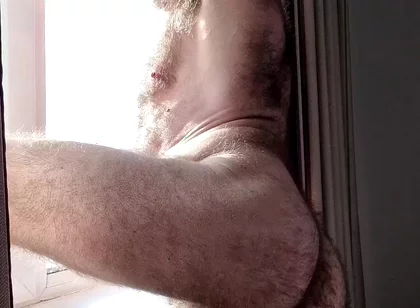 Hairy Muscle Stepdaddy Shows All