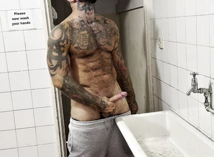 Massive Filthy Irish Cock Pissing All Over