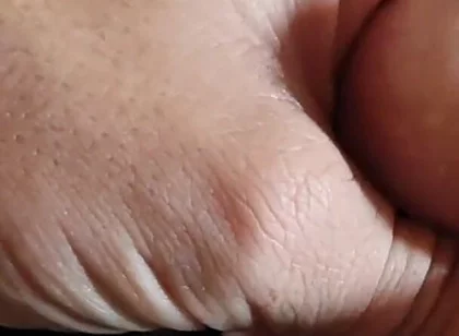 Homemade Stimulator Shoots Electric Shock in the Glans.