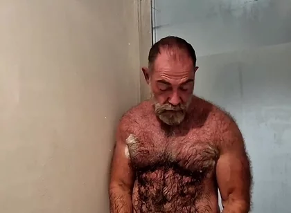 Hairy Muscle Stepdaddy Showering