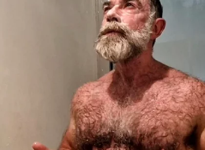 Hairy Muscle Stepdaddy Showering