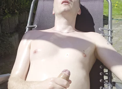 Sun & Fun: Outdoor Masturbation Gone Wild