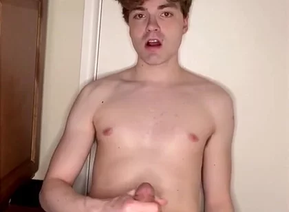 Huge Cum Shot of Beautiful Twink!