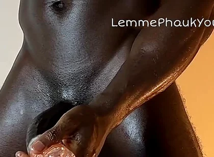 Sextoy Used by Muscular Strong Black Dude Till He Cum