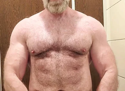 Hairy Muscle Guy Shows off and Jerks off
