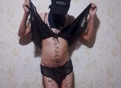Femboy Dresses up