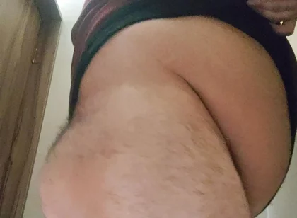 Fat Man Urine and Ass