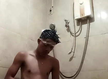 Filipino Solo Shower: Slim Asian Twink Jerks Big Cock