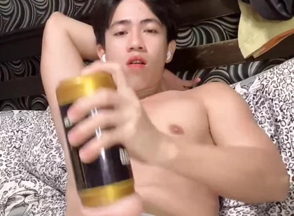 Pinoy with Big Dick Trying Dildo