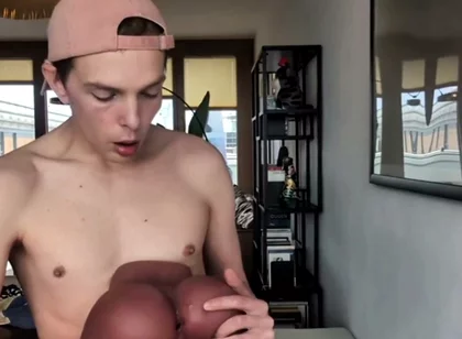 Twink Jerking off