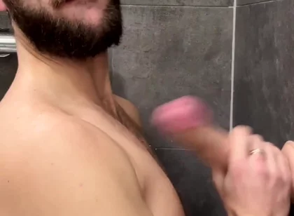 Blowjob in Shower