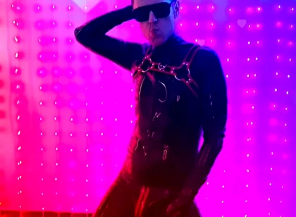 Vide Clip Outtake for My New Reellatexrubberblackstyle