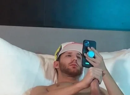 Jerking off for 30 Minutes