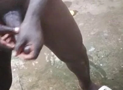 African Prince with Giant BBC Makes Sextape While in Wash Rooms