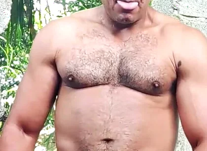 Yuri Muscular Super Gifted Gaucho Masturbating