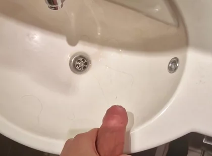 Wake up at Friend's House, Hungover. What Else You Gonna Do Than Cum? ‍