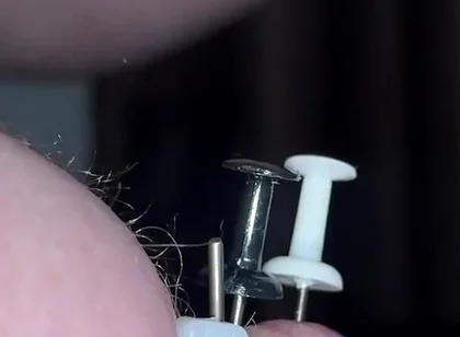 Thumtacks hurt