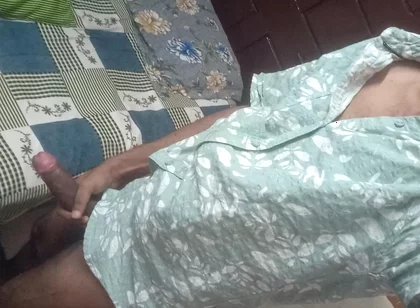 Underwear Sniffing and Cumshot