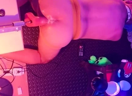 Machine Gaping Pup's Hole
