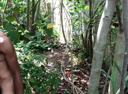 Threesome Outdoor Fuck Inside the Bush
