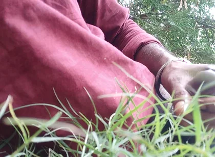 While Walking Around the Field, He Started Punching Loudly