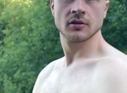 Julian Blesh Cumshot