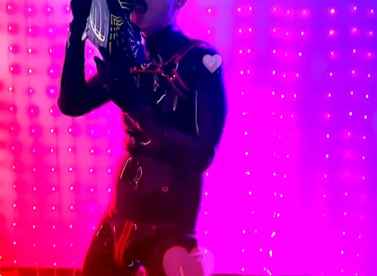 Vide Clip Outtake