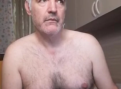 A Porn Movie and a Handjob to Wake up Content and Happy!