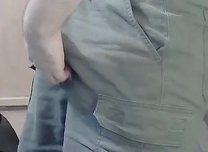 Hot Stud Goes Commando During Leg Day