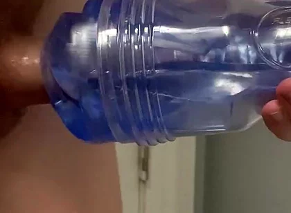 Handsfree Cumshot From Redhead Twink