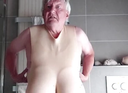Extremely Rough Titplay in the Bathroom