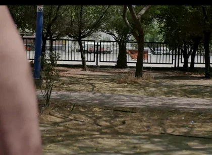 Arab Kuwaiti Exhibitionist Cruising Fully Naked in Park
