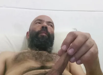Jhonbahkxxx Seduces with Ravenous Pussy Thrusts