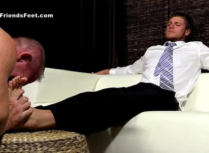 Powers' Big Sexy Feet Worshiped by Dev