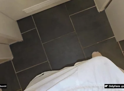 German Dirtytalk! Post Match Sweaty Jerk off in Nike Shorts & Wet Puma Socks Big Cum
