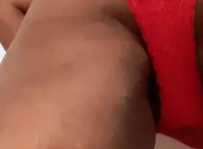 Twerking in All Red
