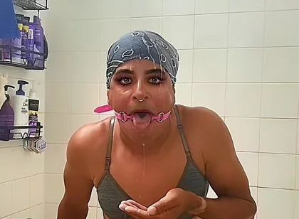 Kris Reelz - Self Face Spit,agagging on a Mouth Ring