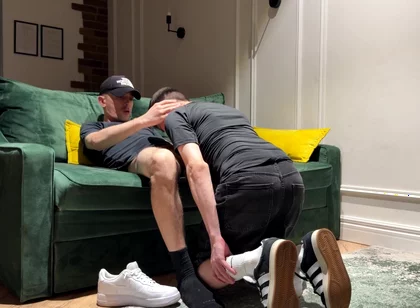Sniffs Boyfriend's Dirty Socks After Work and Gets Cum Inside