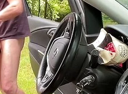 Another Enjoyable Car Session Filmed During The Day With A Natural Amateur Vibe. The Relaxed Setting And Genuine Connection Create A Memorable Experie