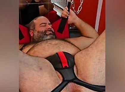 Stuudz Is Having An Amazing Moment Getting Fisted In The Sling