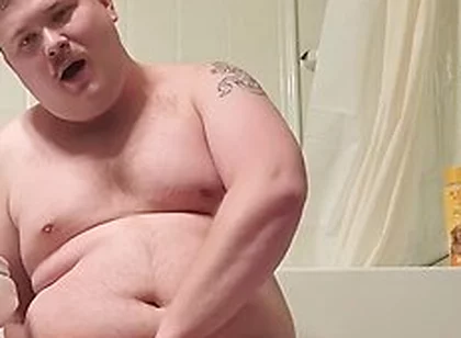 Bottom Rides Dildo And Gets Verbal