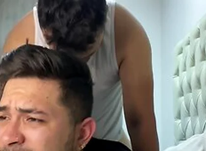 Padrastro Me Confunde Cuando Duermo Me Come El Culo A Pelo Y Me Lo Deja Lleno De Leche Caliente - Sexo Duro
