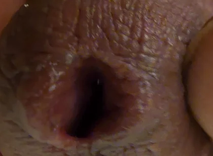 Closeup Desi Dick