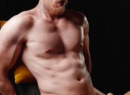 Muscular Aussie Straight Got Edged with Sounding