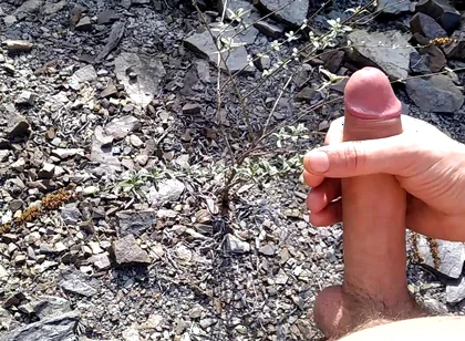 A Good Cumshot on the Mount of Big Fat Dick, the Guy Wants to Suck It!